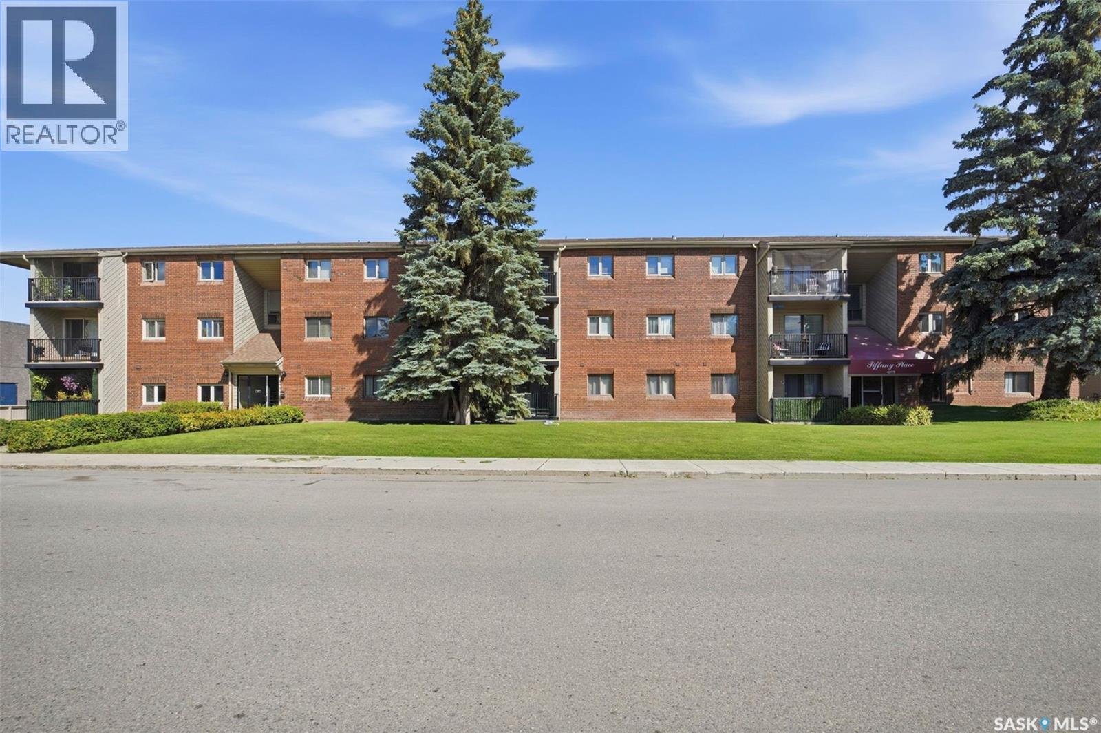 40 4219 Degeer Street, Saskatoon, SK - Outdoor With Facade