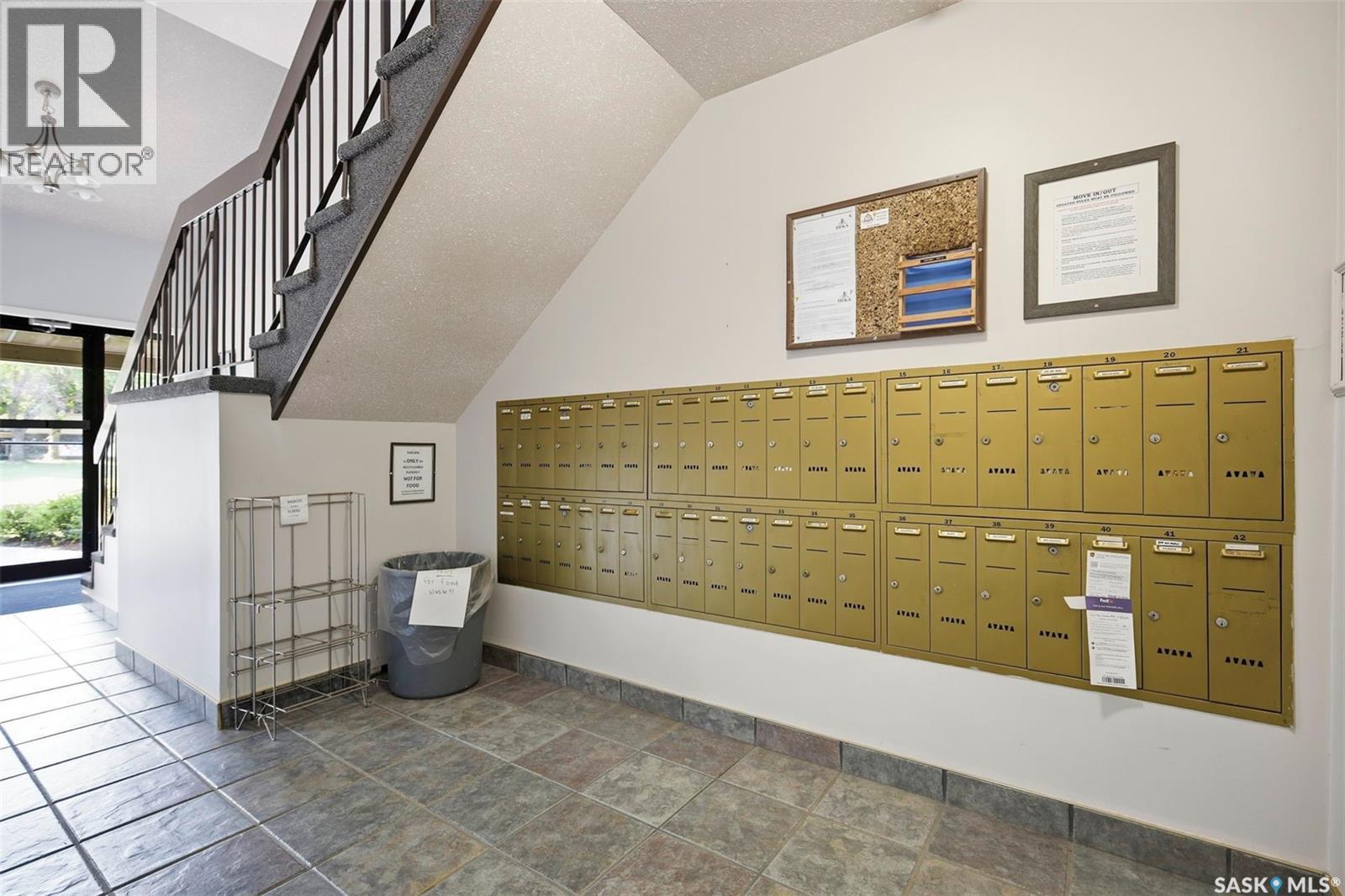 40 4219 Degeer Street, Saskatoon, SK - Indoor Photo Showing Other Room