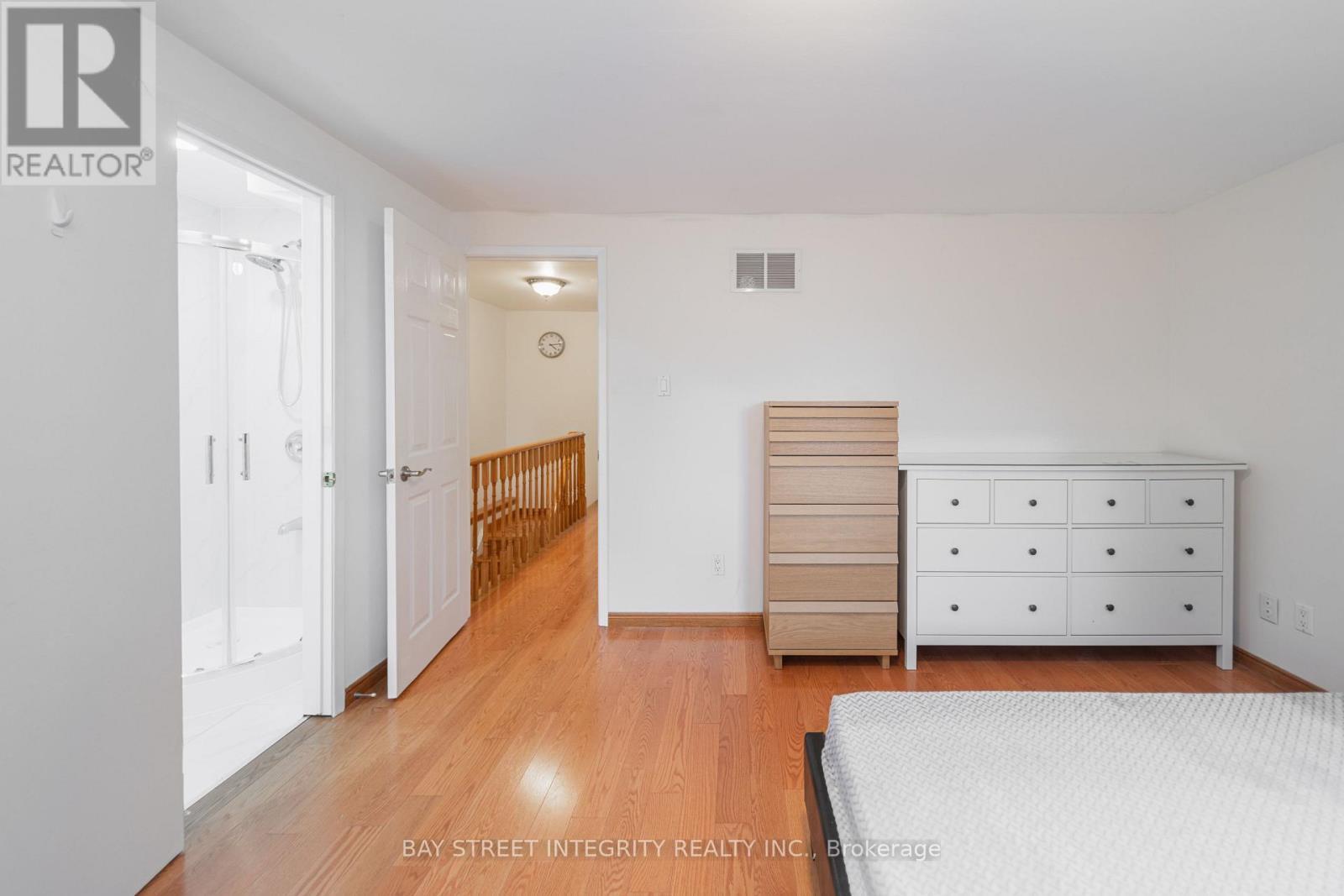 6 Sandy Haven Drive, Toronto, ON - Indoor