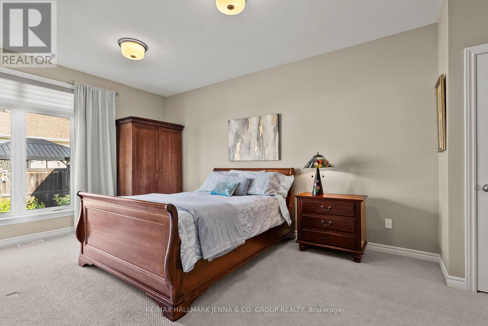 540 Silverbell Crescent, Ottawa, ON - Indoor Photo Showing Bedroom