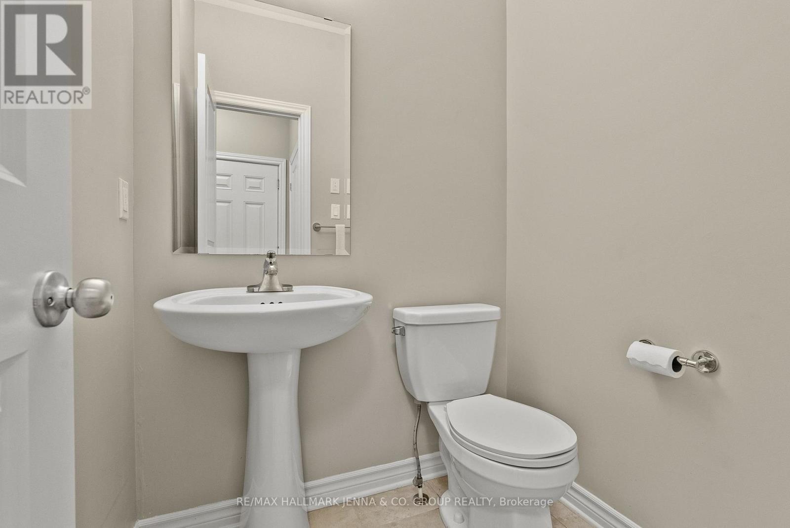 540 Silverbell Crescent, Ottawa, ON - Indoor Photo Showing Bathroom