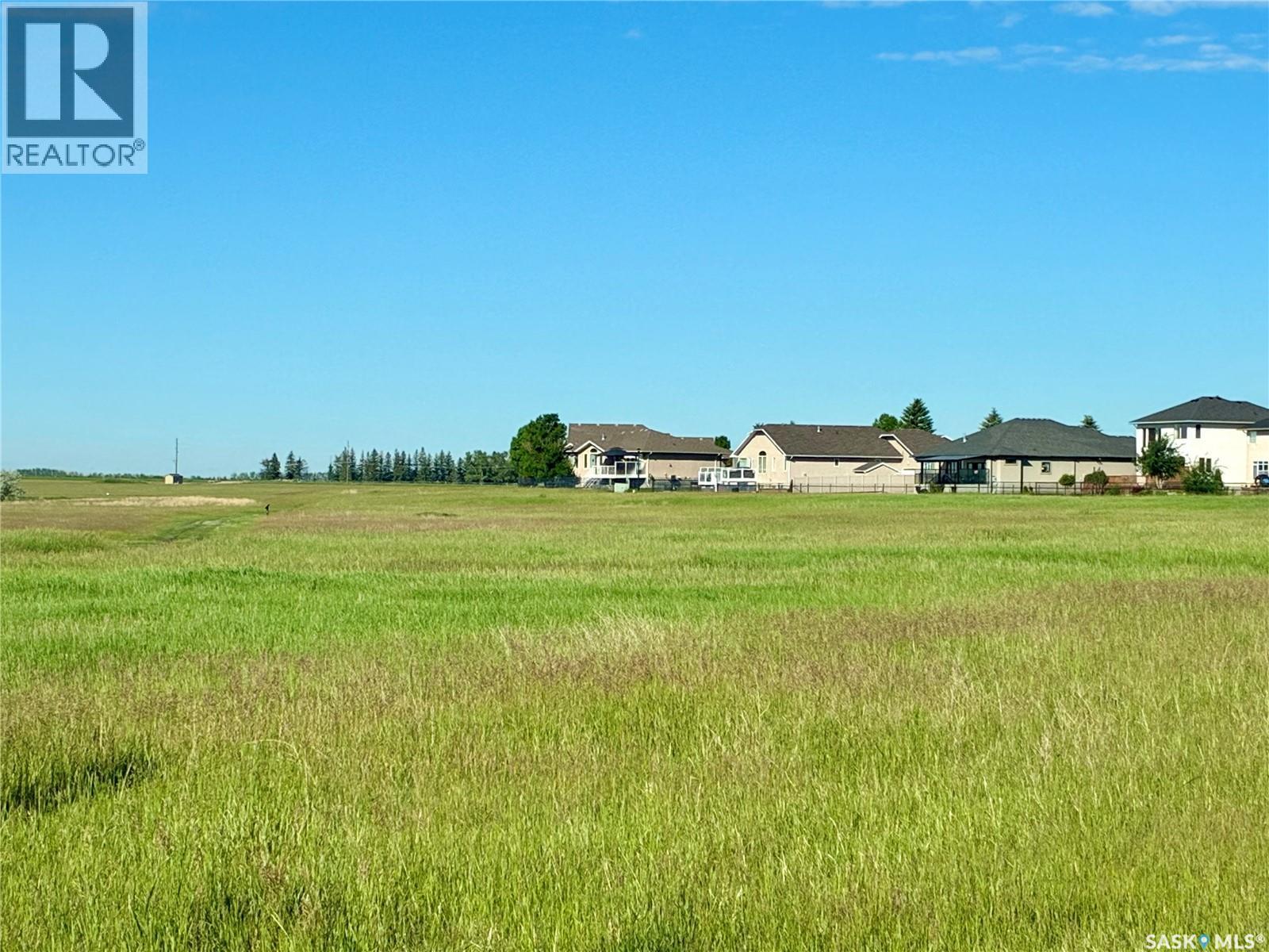 10170 Wascana Estates, Regina, SK - Outdoor