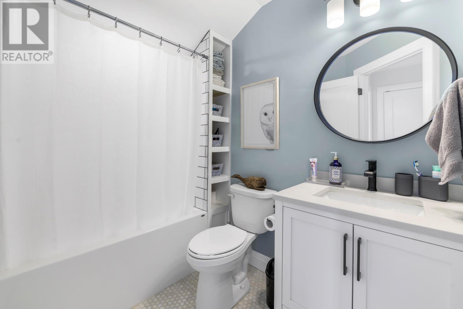 5 Kinglet Way, Conception Bay South, NL - Indoor Photo Showing Bathroom