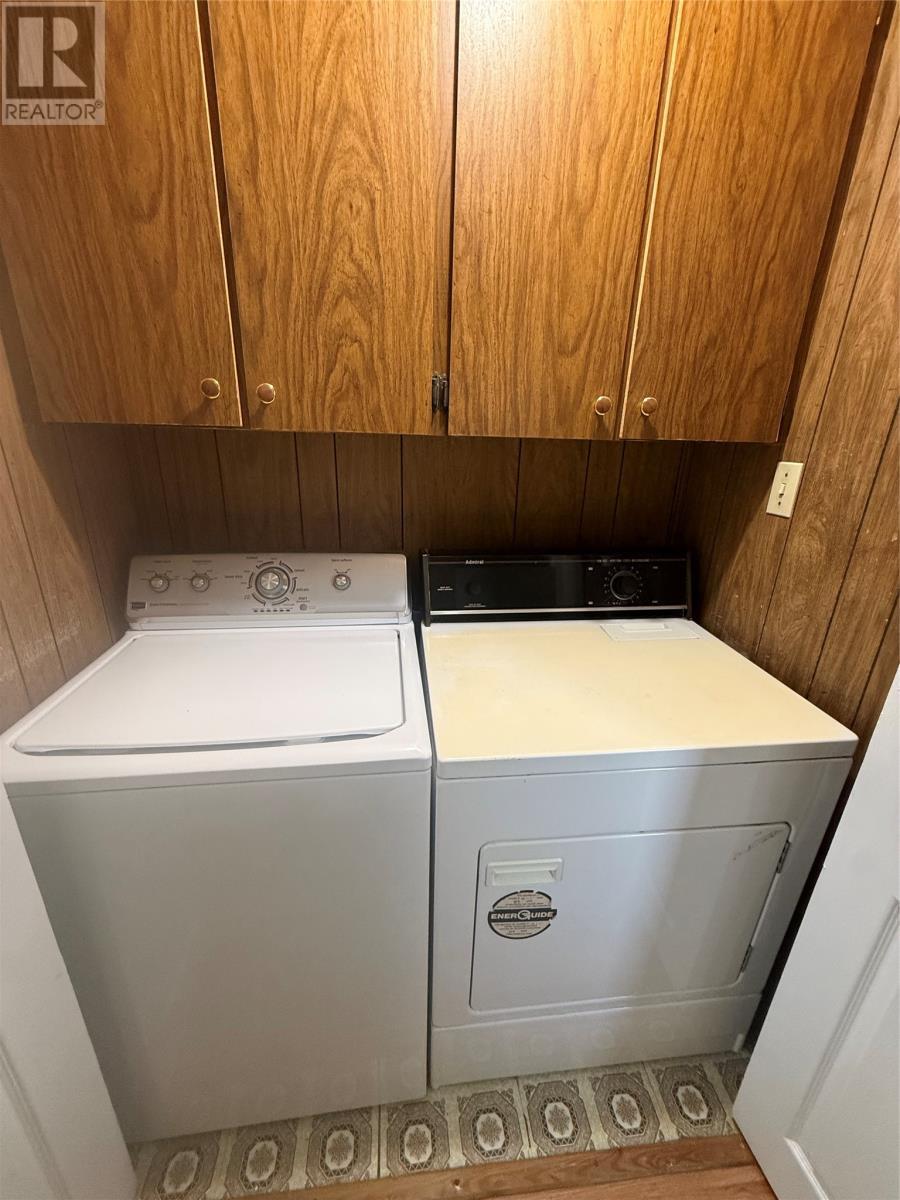 9 Eltero Park, Bishop'S Falls, NL - Indoor Photo Showing Laundry Room