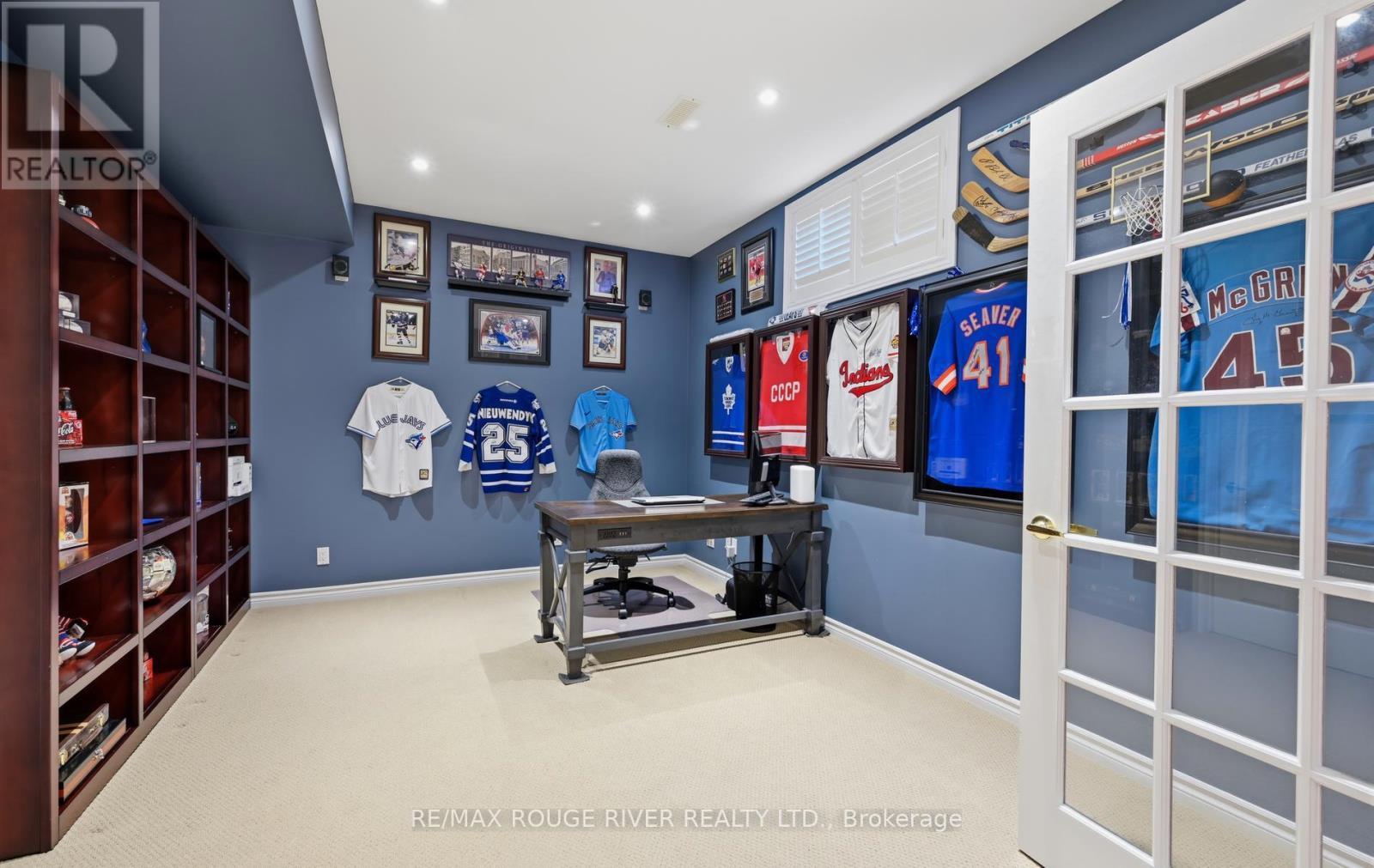 32 Patrick Drive, Whitby, ON - Indoor