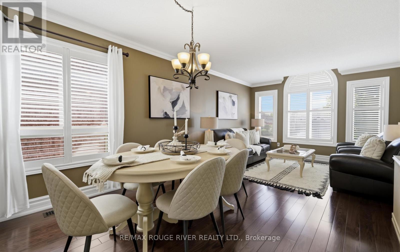 32 Patrick Drive, Whitby, ON - Indoor