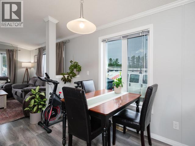 41-4 Prospector Road, Whitehorse, YT - Indoor Photo Showing Dining Room