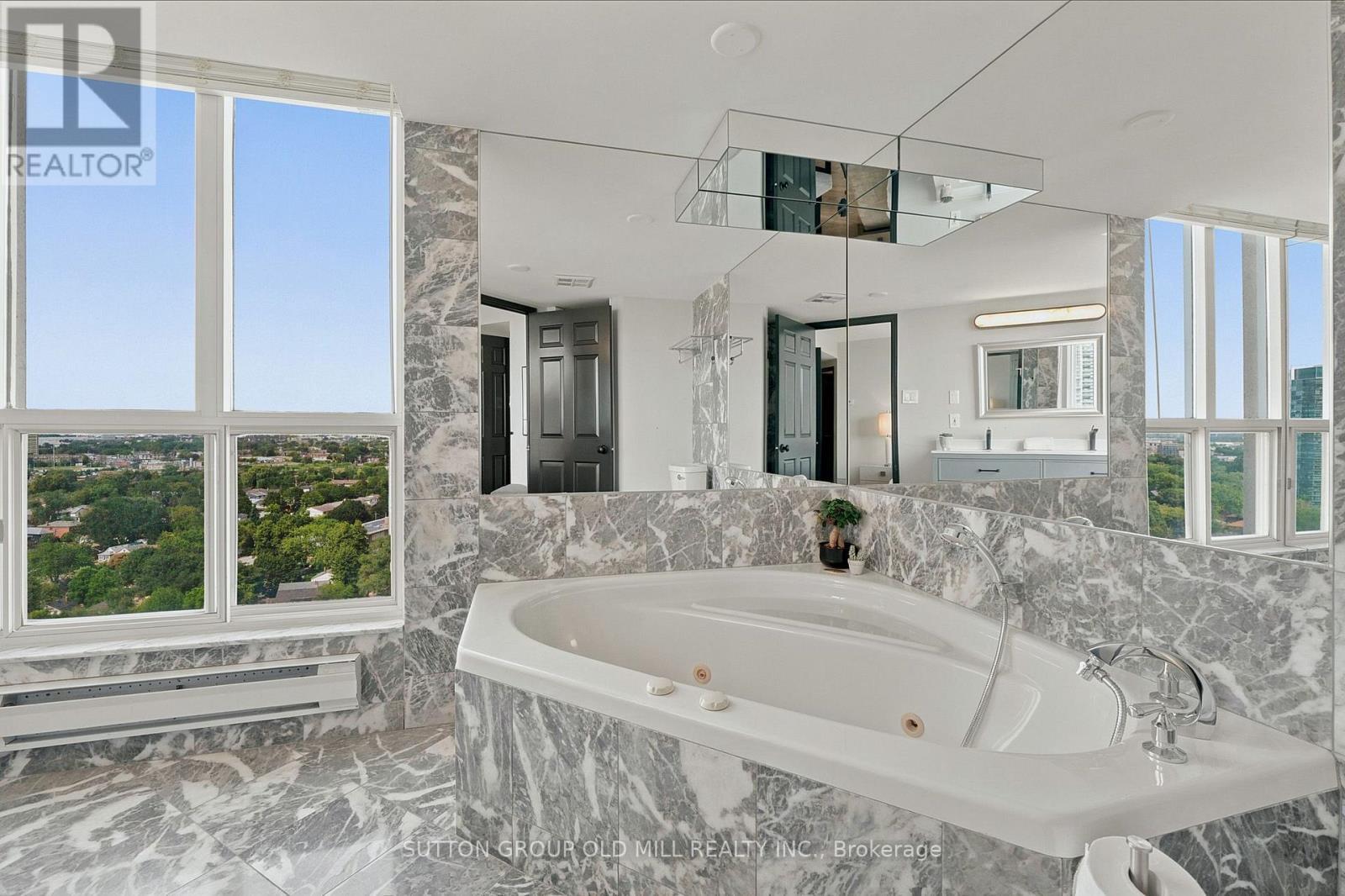 Primary Ensuite - 1908 - 2285 Lake Shore Boulevard W, Toronto, ON - Indoor Photo Showing Bathroom