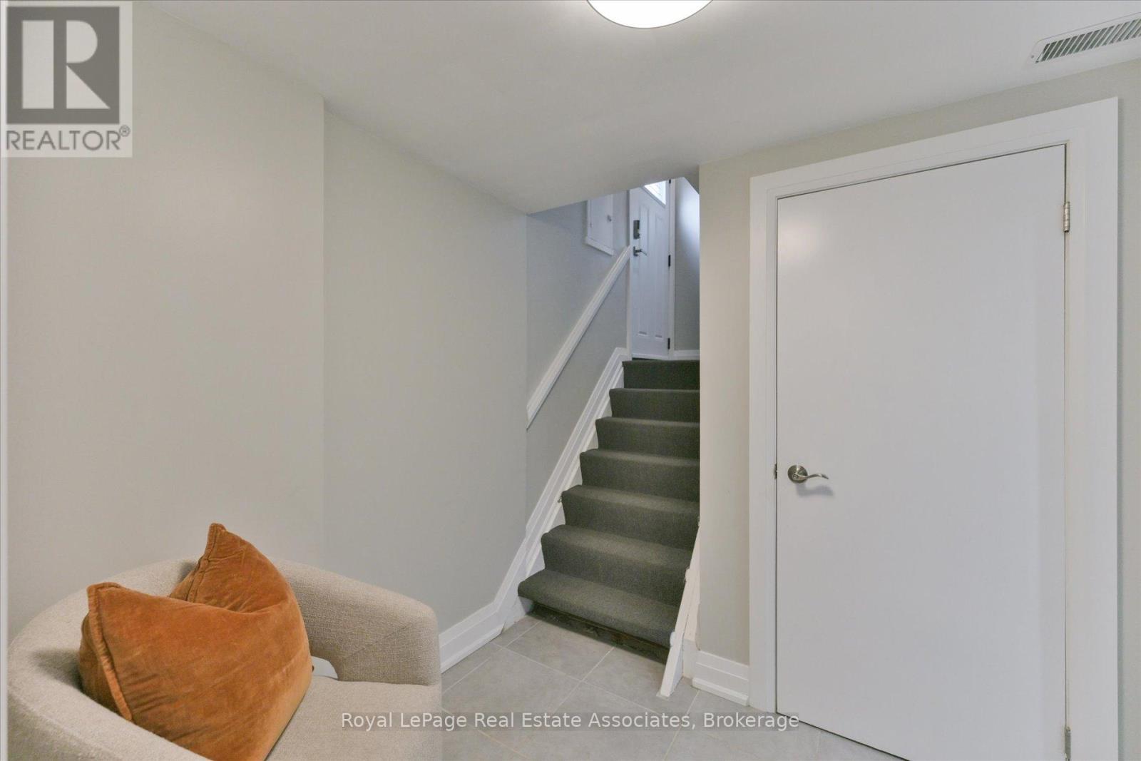 41 Ashbourne Drive, Toronto, ON - Indoor Photo Showing Other Room