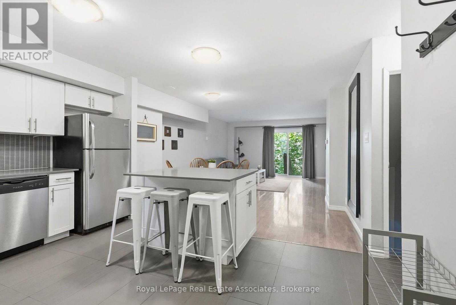 1 - 509 Quiet Place, Waterloo, ON - Indoor Photo Showing Kitchen