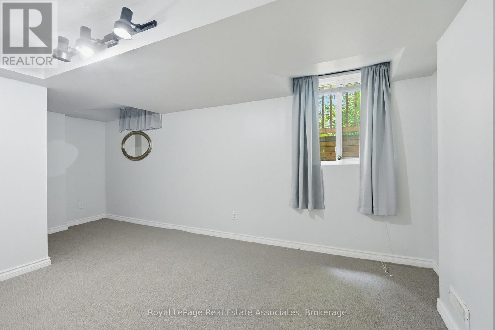 1 - 509 Quiet Place, Waterloo, ON - Indoor Photo Showing Other Room