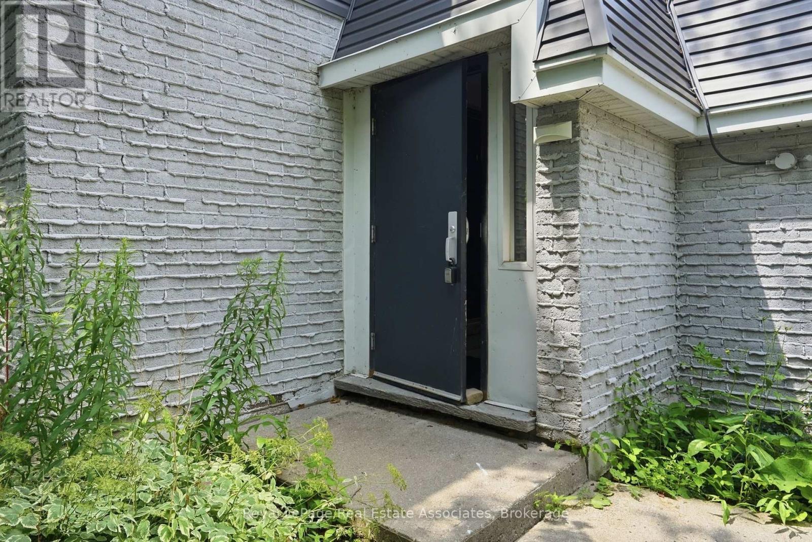 1 - 509 Quiet Place, Waterloo, ON - Outdoor