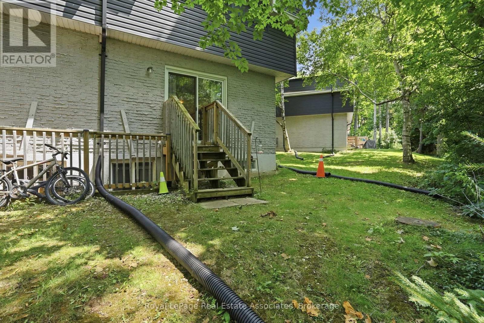 1 - 509 Quiet Place, Waterloo, ON - Outdoor
