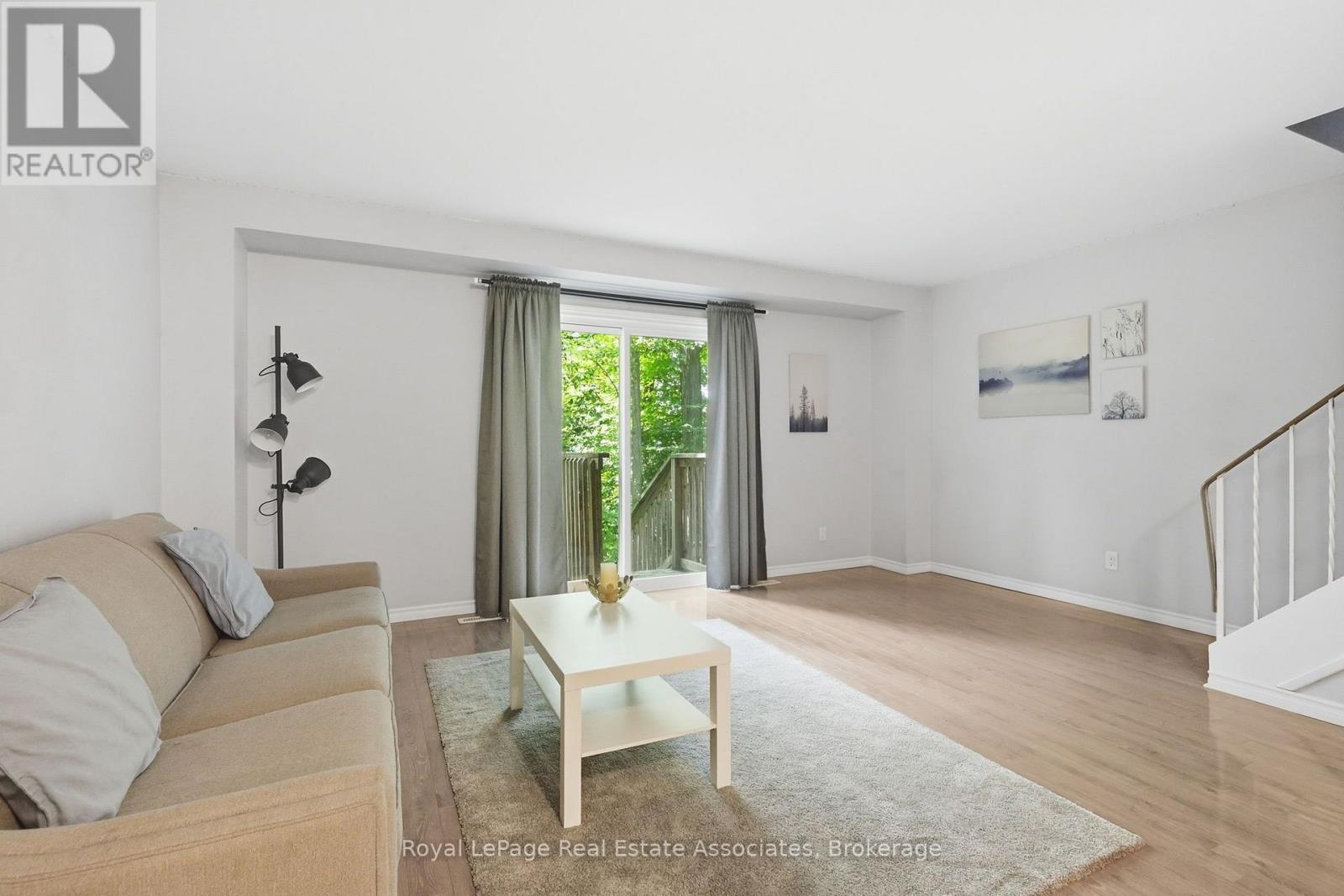 1 - 509 Quiet Place, Waterloo, ON - Indoor Photo Showing Living Room