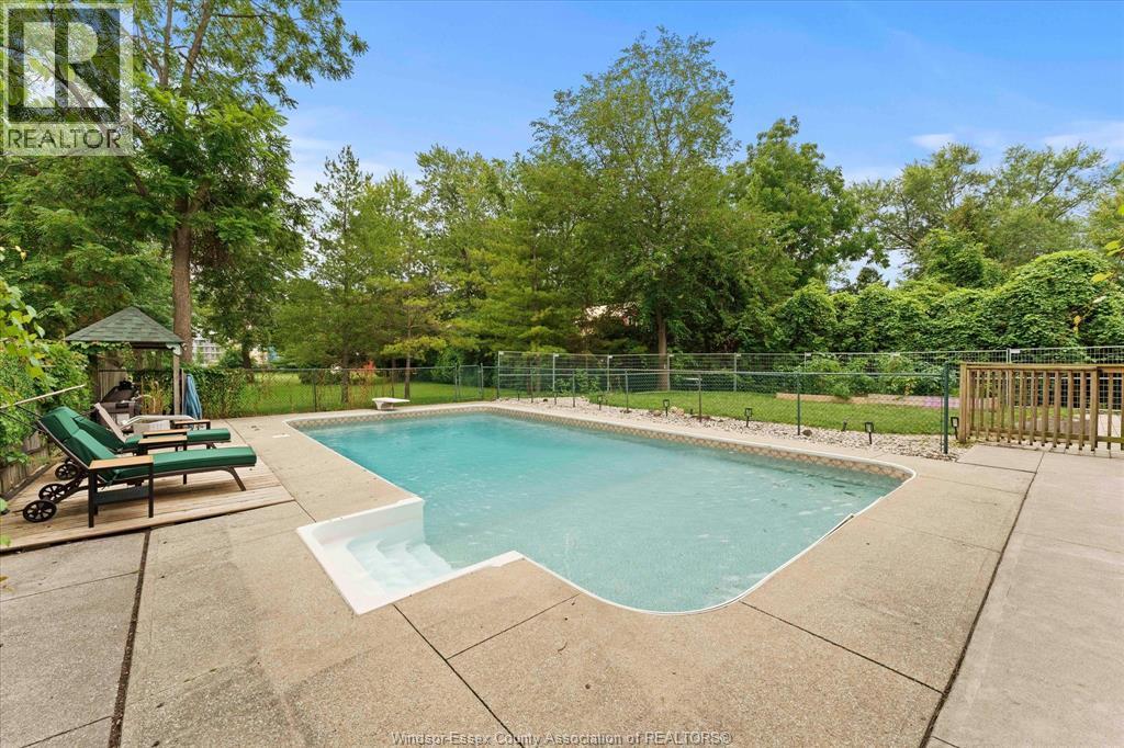 1718 Lesperance, Tecumseh, ON - Outdoor With In Ground Pool With Backyard