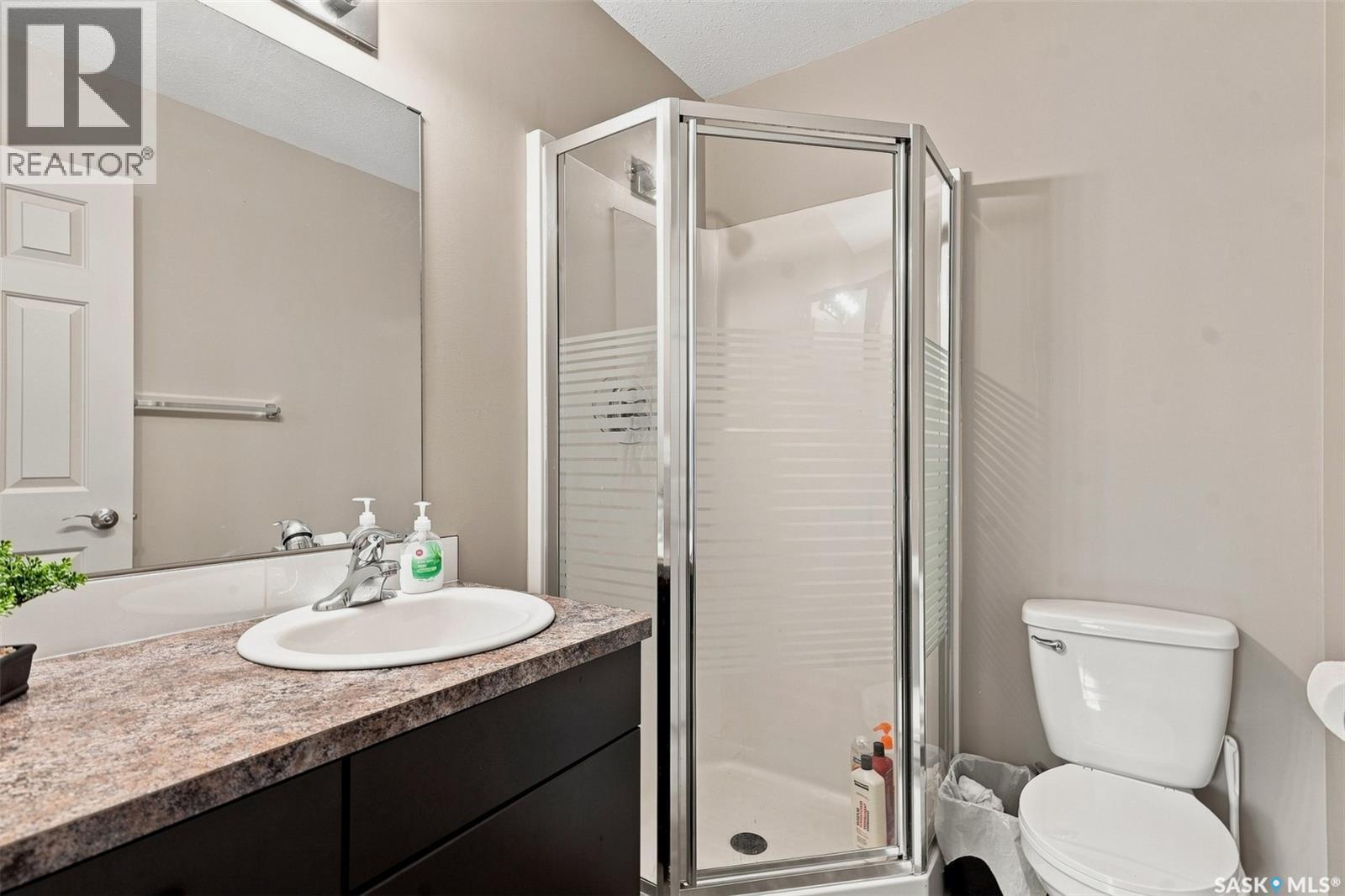 615 Peters Street, Warman, SK - Indoor Photo Showing Bathroom