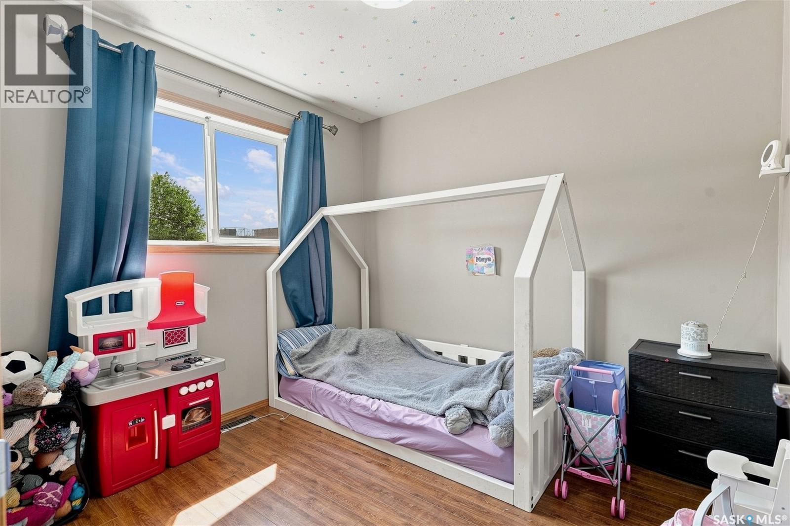 615 Peters Street, Warman, SK - Indoor Photo Showing Bedroom