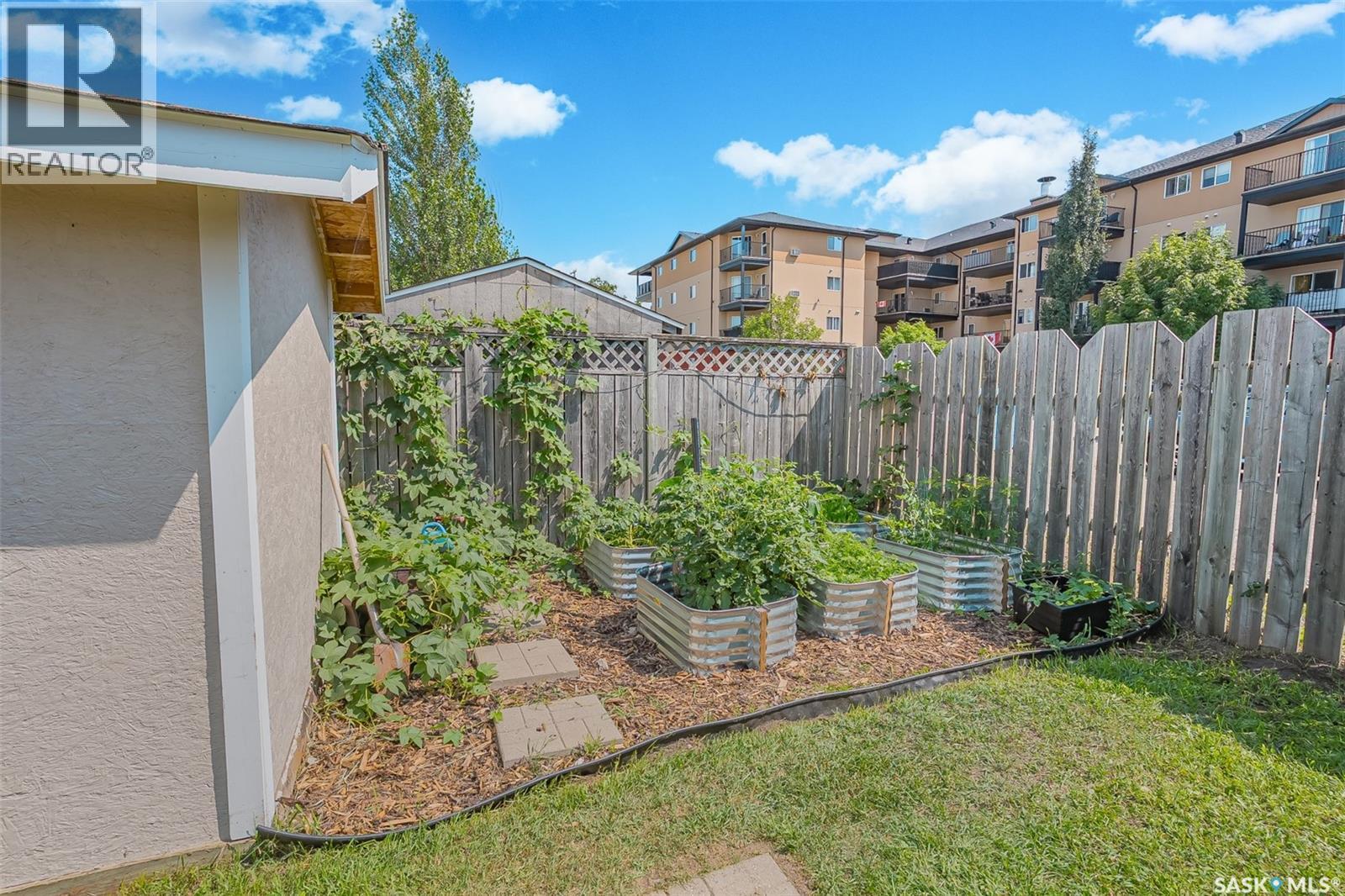 615 Peters Street, Warman, SK - Outdoor
