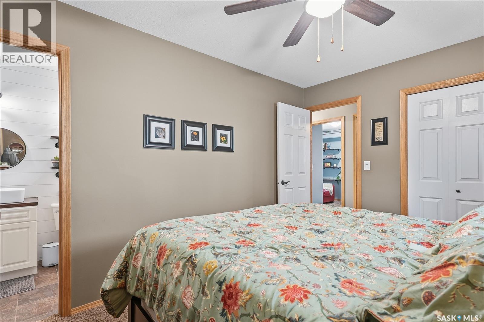 414 Sumner Lane, Saskatoon, SK - Indoor Photo Showing Bedroom
