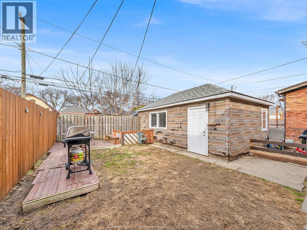 1477 Windermere Road, Windsor, ON - Outdoor