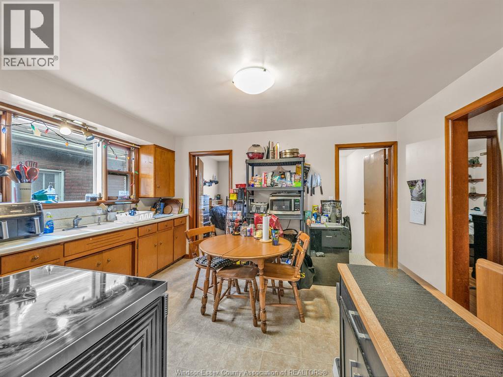 1477 Windermere Road, Windsor, ON - Indoor