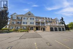 308 - 395 LAKEBREEZE DRIVE Clarington (Newcastle), ON L1B 0A5