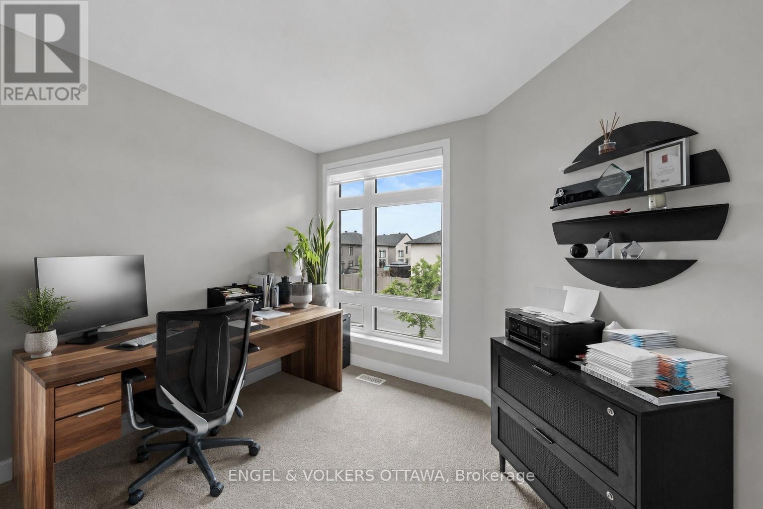 351 Shuttleworth Drive, Ottawa, ON - Indoor Photo Showing Office