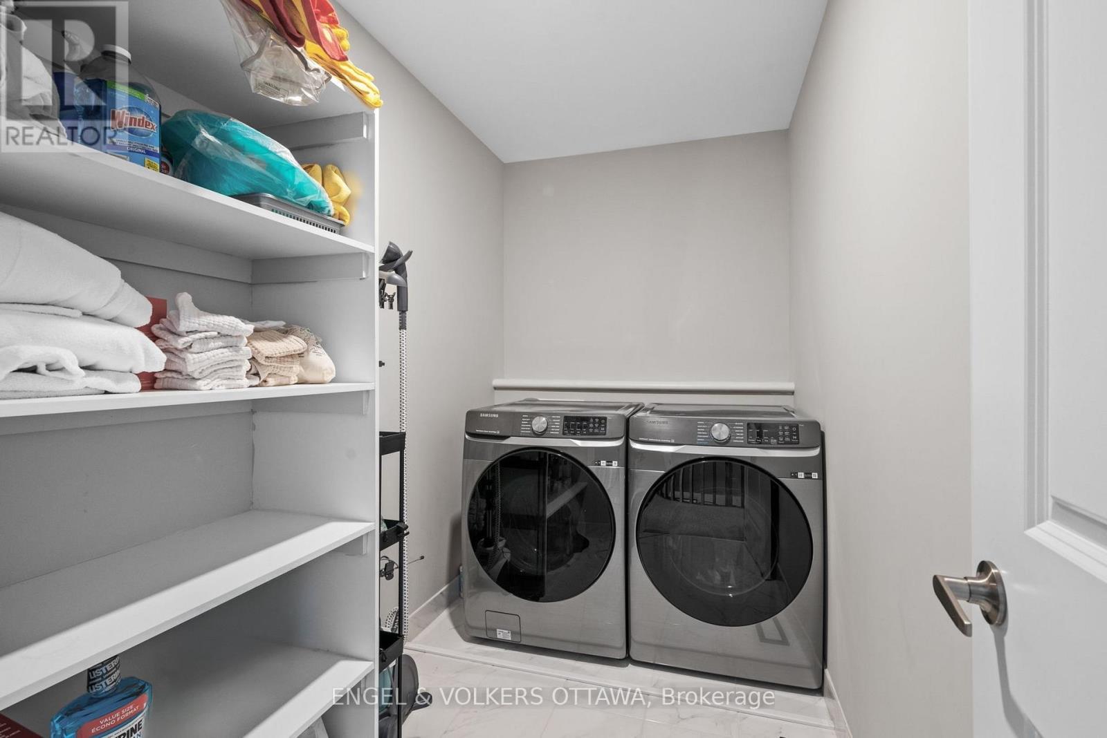 351 Shuttleworth Drive, Ottawa, ON - Indoor Photo Showing Laundry Room