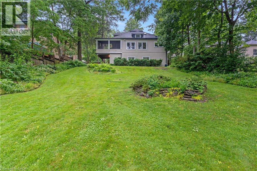 136 Blair Road, Cambridge, ON - Outdoor
