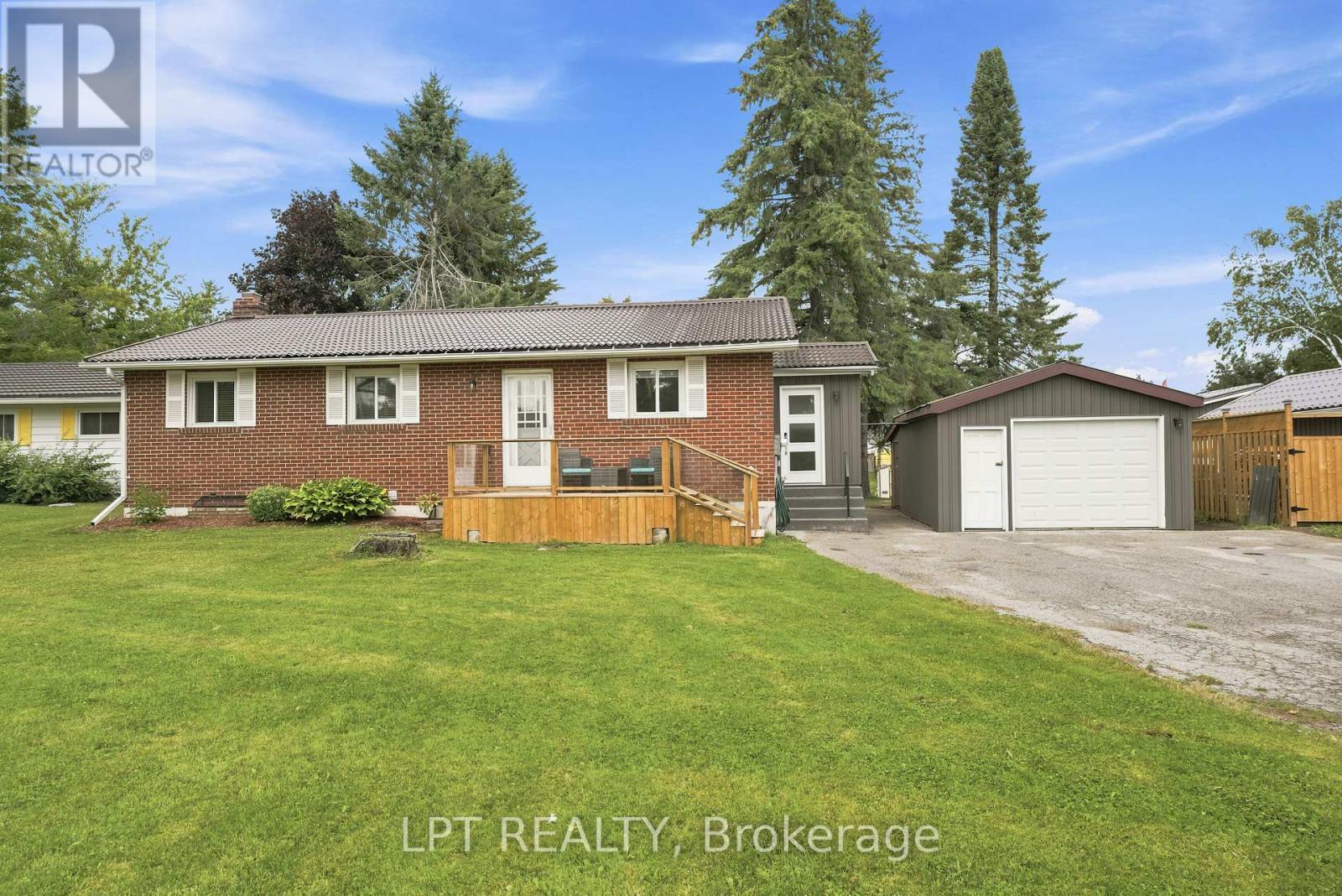 2628 Westshore Crescent, Severn, ON - Outdoor With Deck Patio Veranda