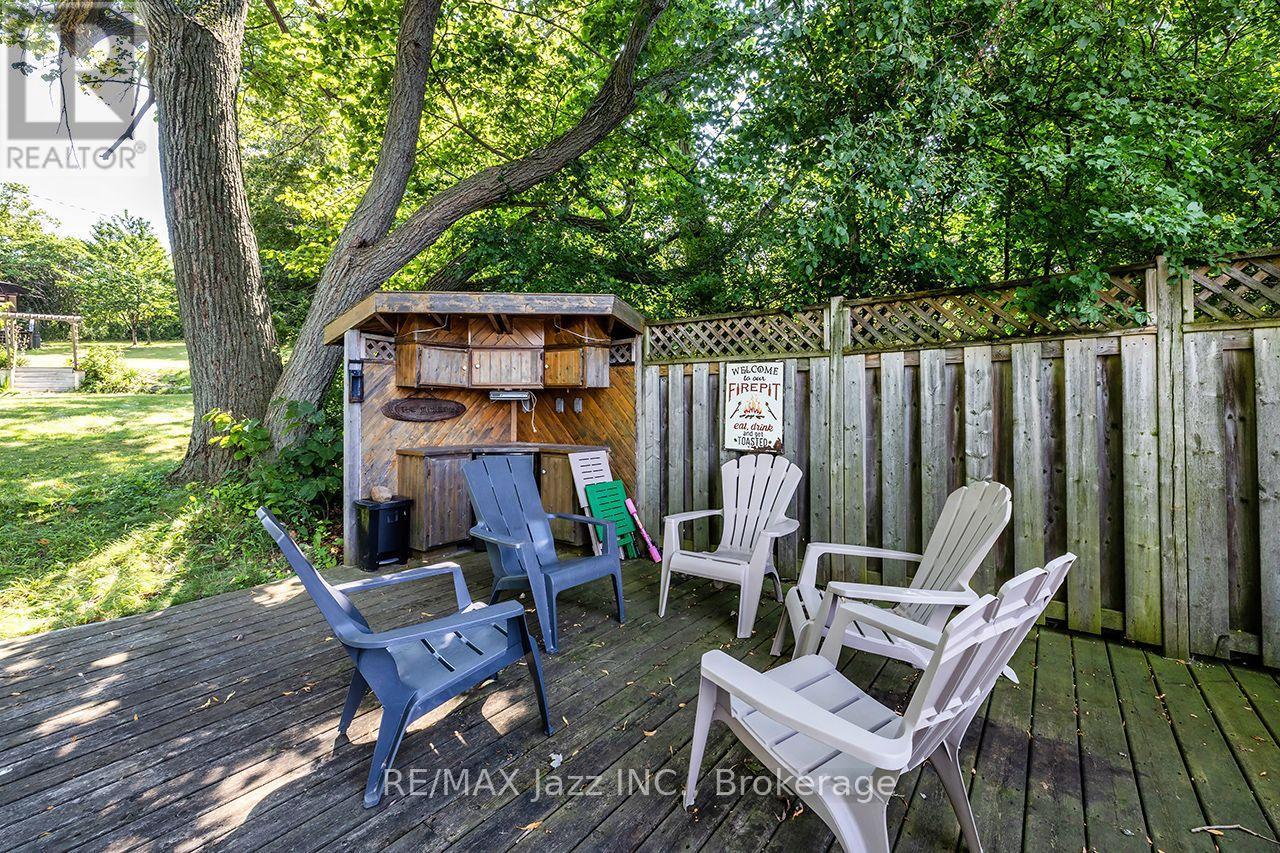 50 Long Island, Otonabee-South Monaghan, ON - Outdoor With Deck Patio Veranda