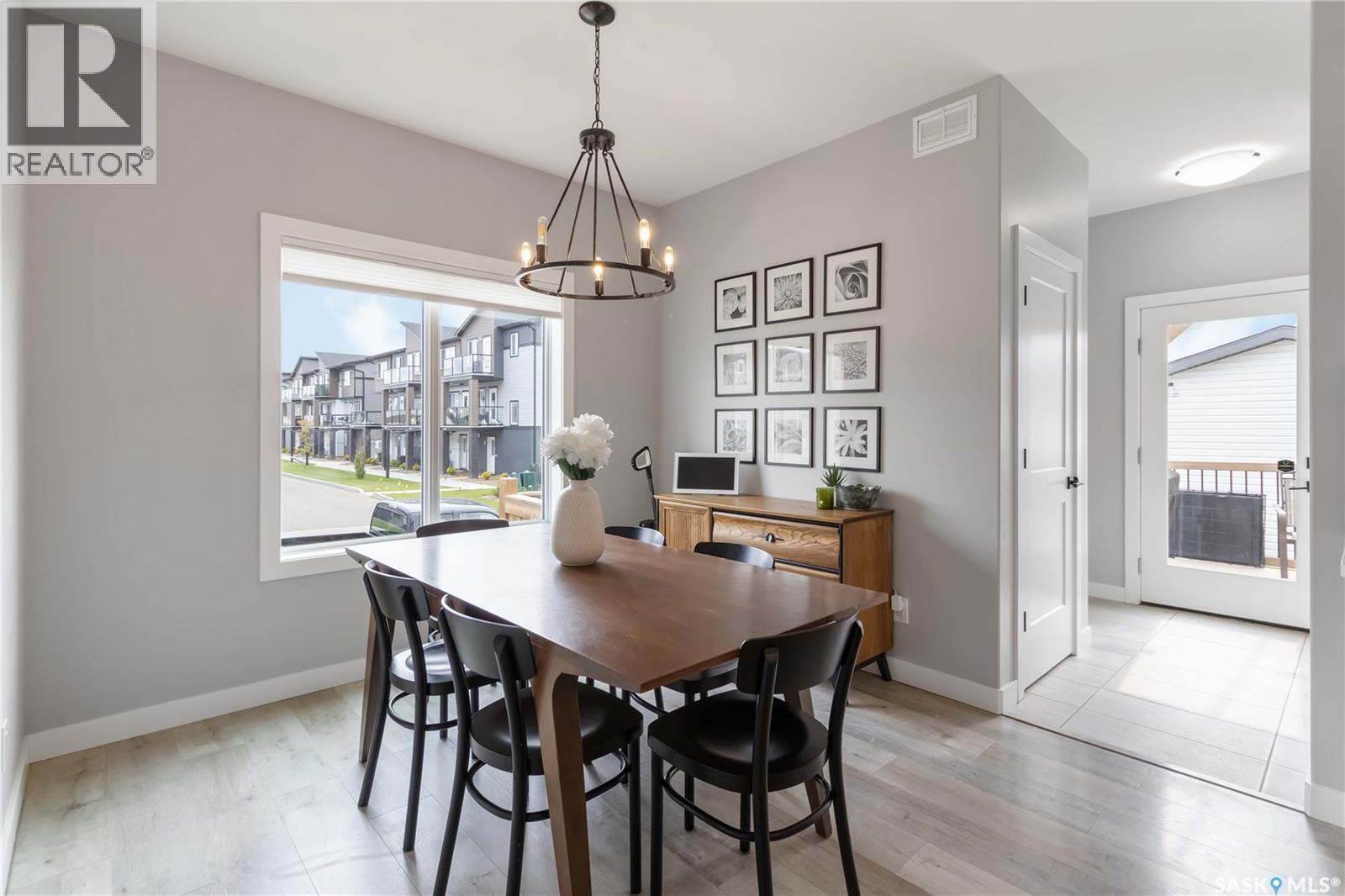 238 Dubois Crescent, Saskatoon, SK - Indoor Photo Showing Dining Room