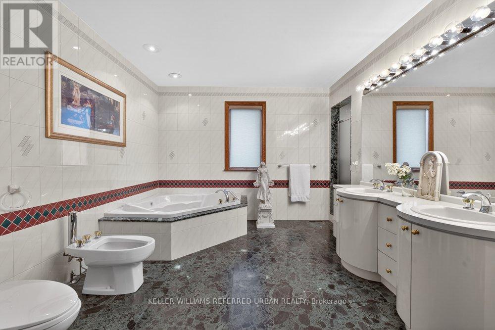 162 Codsell Avenue, Toronto, ON - Indoor Photo Showing Bathroom