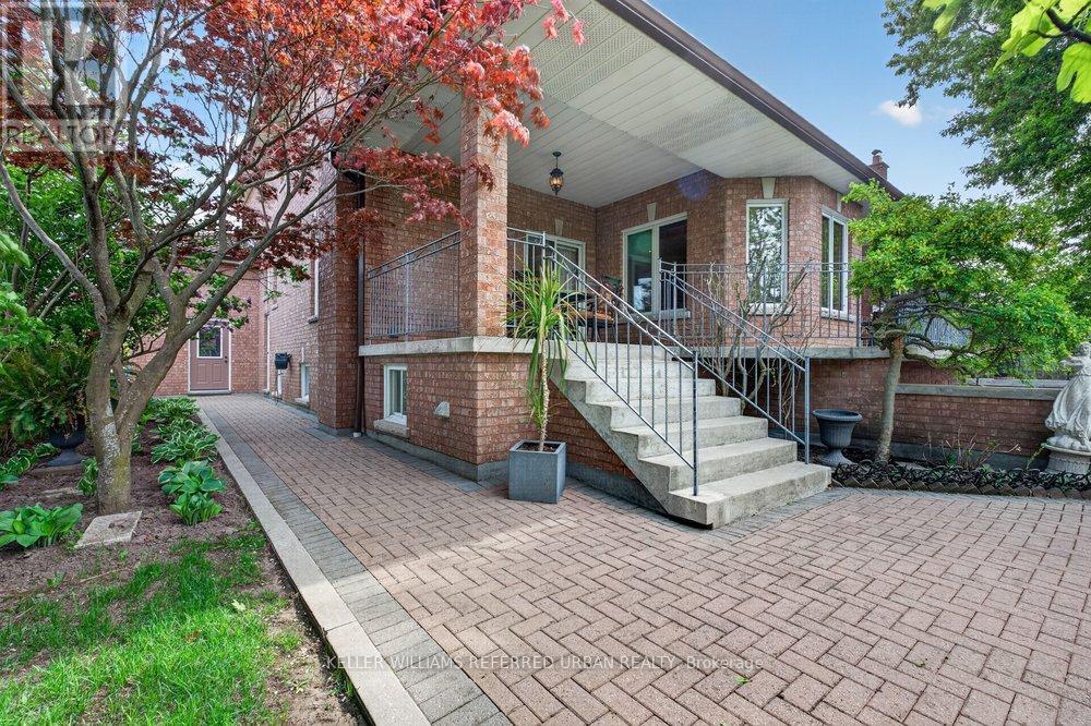 162 Codsell Avenue, Toronto, ON - Outdoor