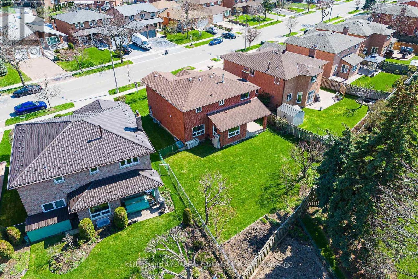 4129 Molly Avenue, Mississauga, ON - Outdoor With View