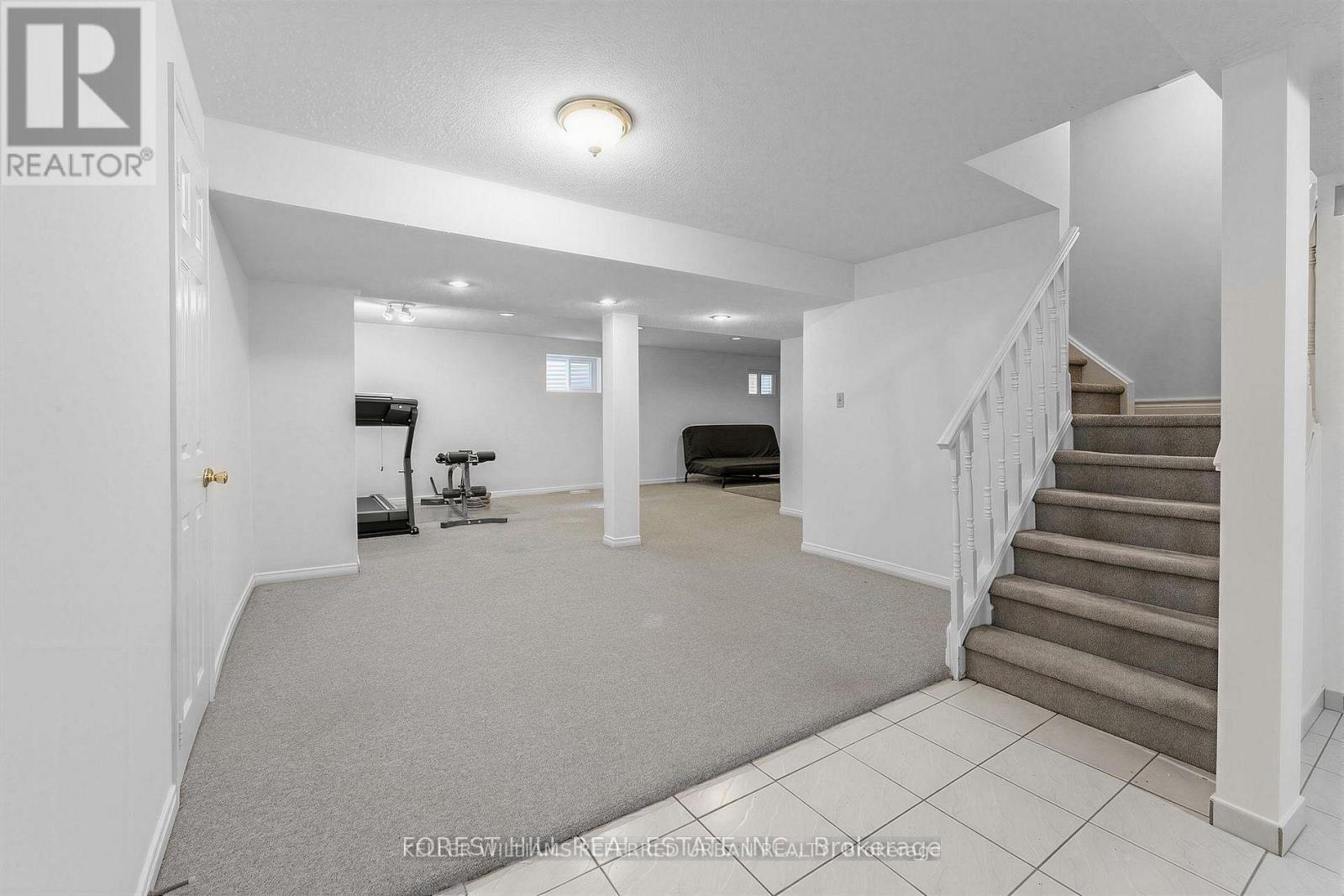 4129 Molly Avenue, Mississauga, ON - Indoor