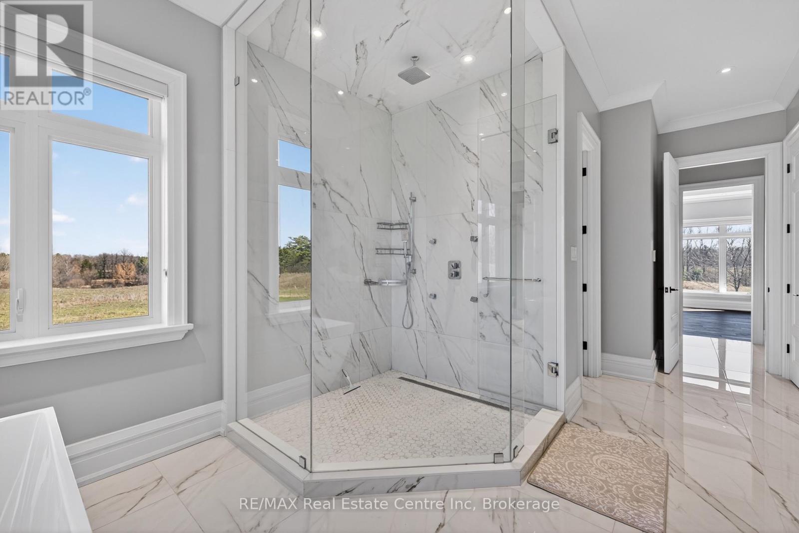 7645 Maltby Road E, Puslinch, ON - Indoor Photo Showing Other Room