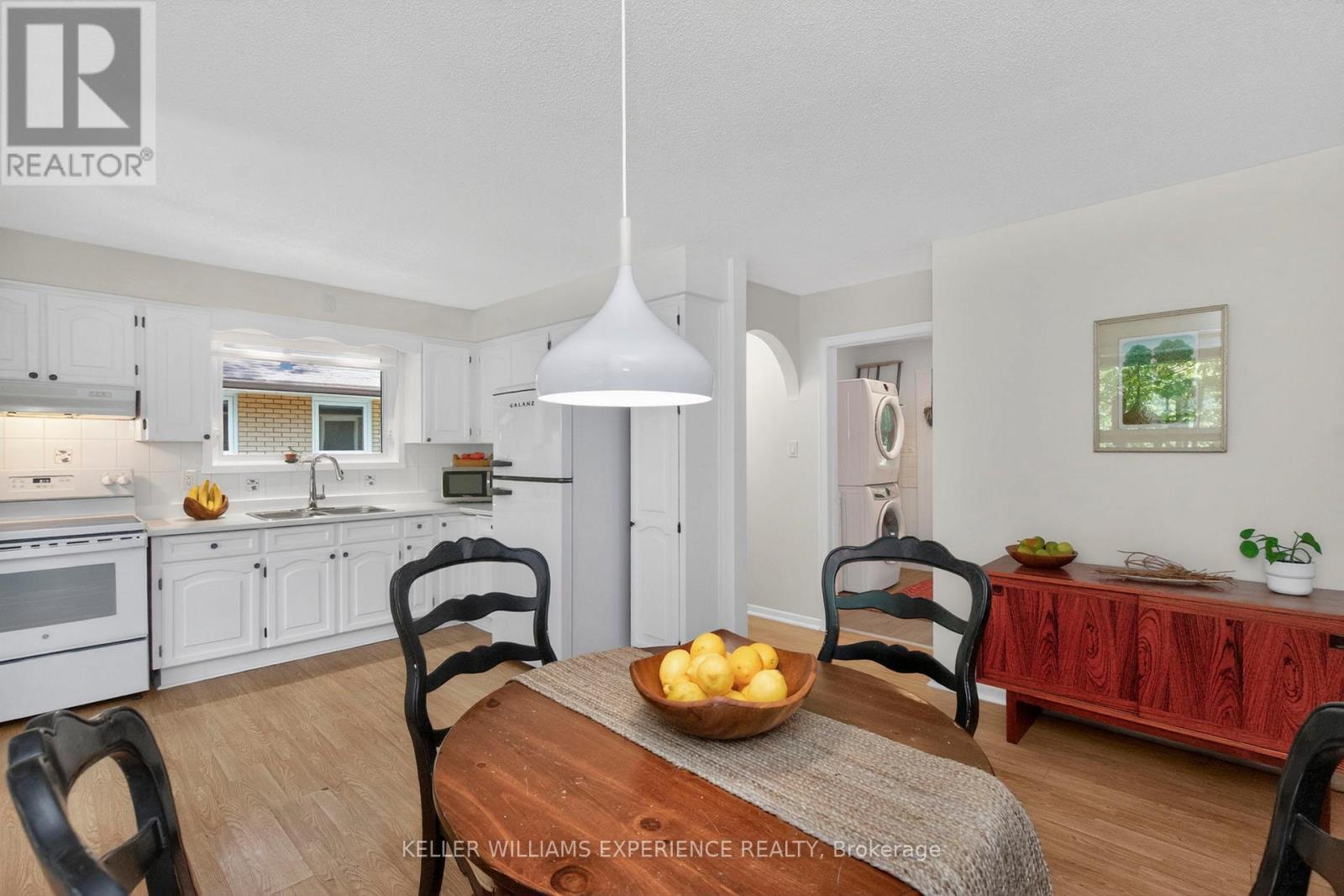 181 Park Road, Tiny, ON - Indoor