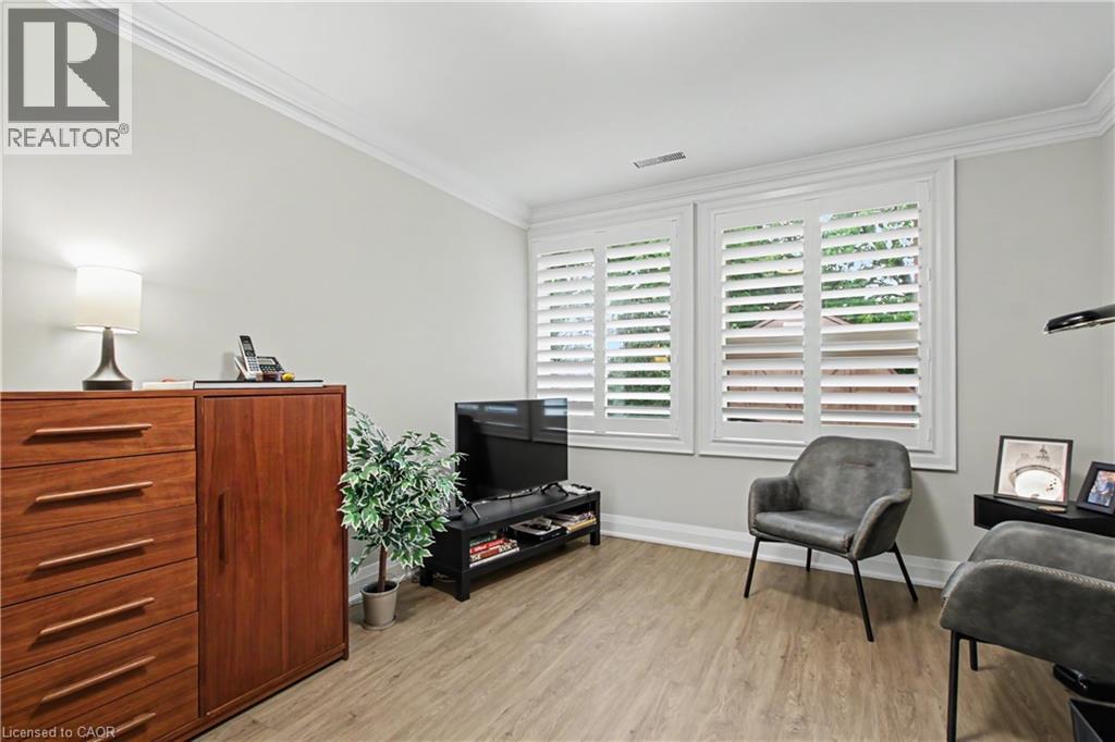 82 Szollosy Circle, Hamilton, ON - Indoor