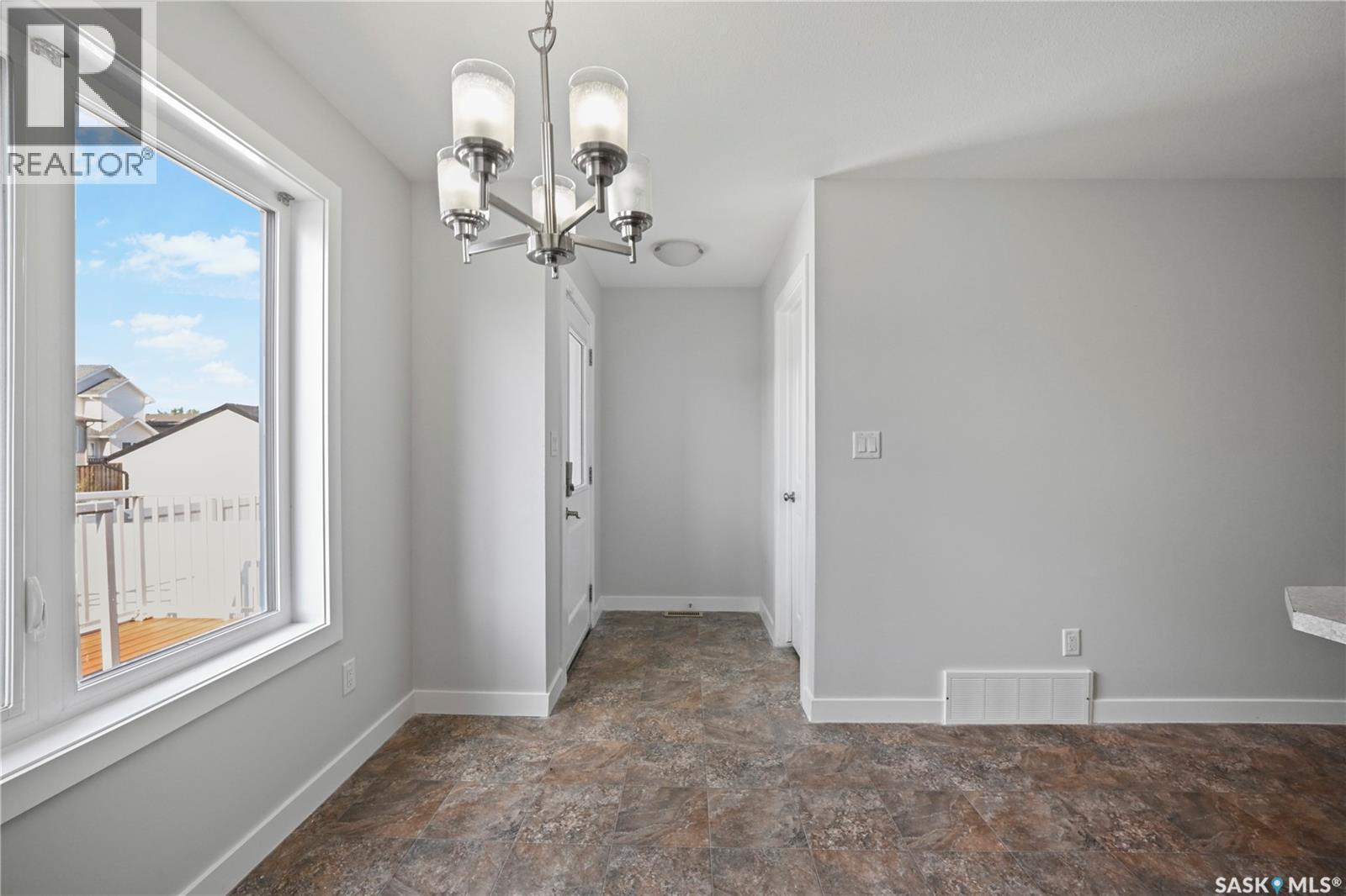5234 Campling Avenue, Regina, SK - Indoor Photo Showing Other Room