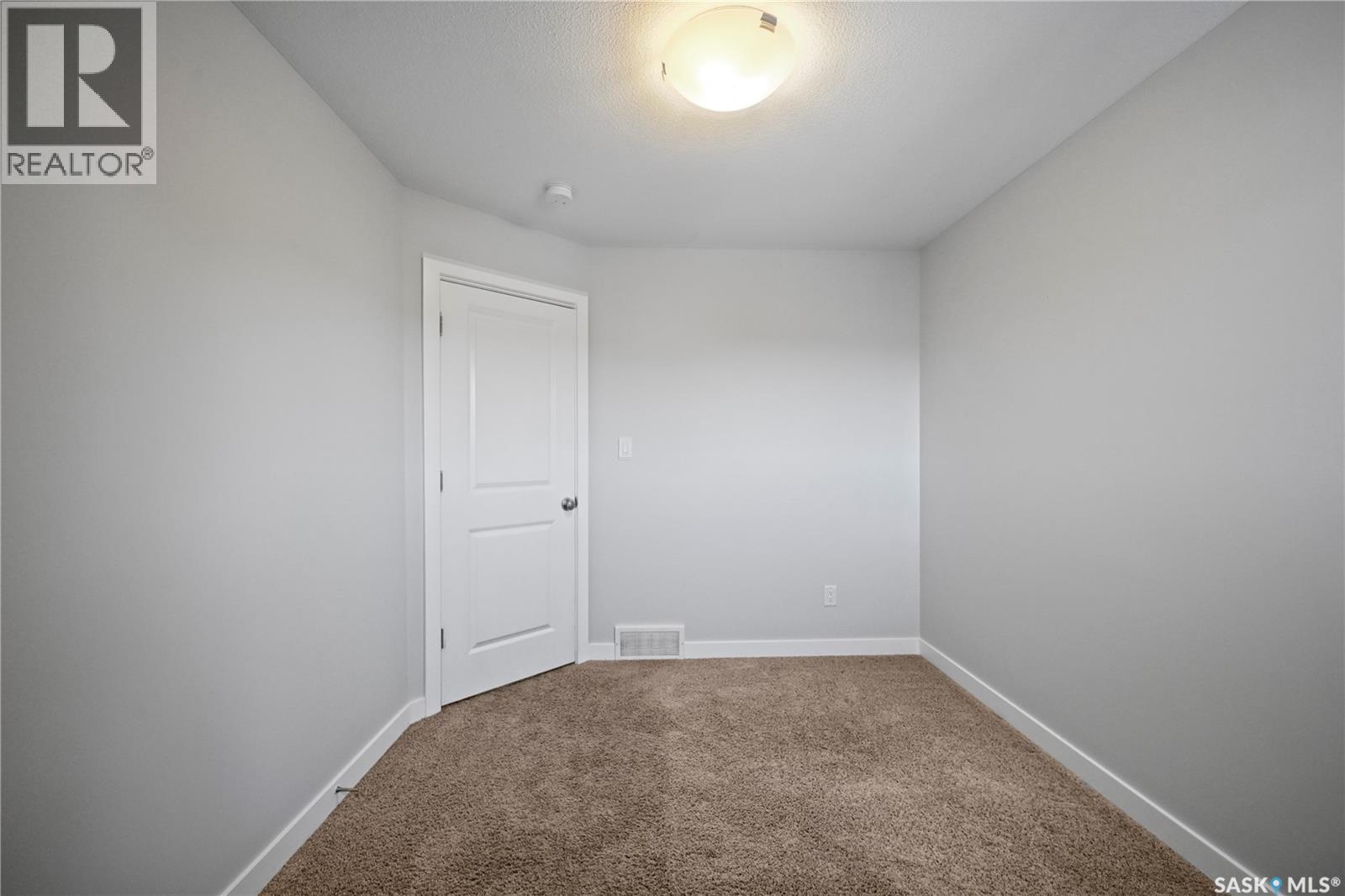 5234 Campling Avenue, Regina, SK - Indoor Photo Showing Other Room