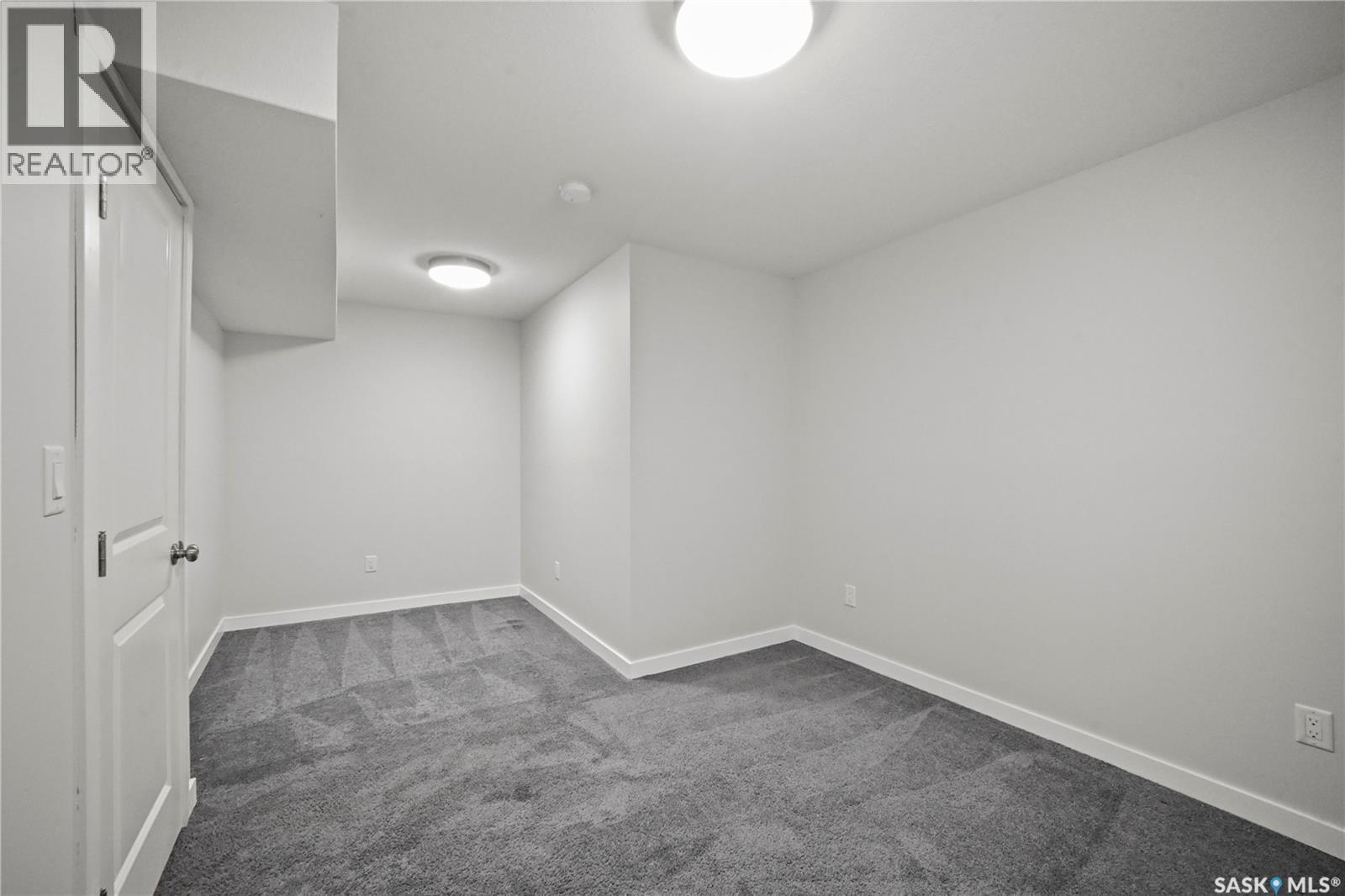 5234 Campling Avenue, Regina, SK - Indoor Photo Showing Other Room