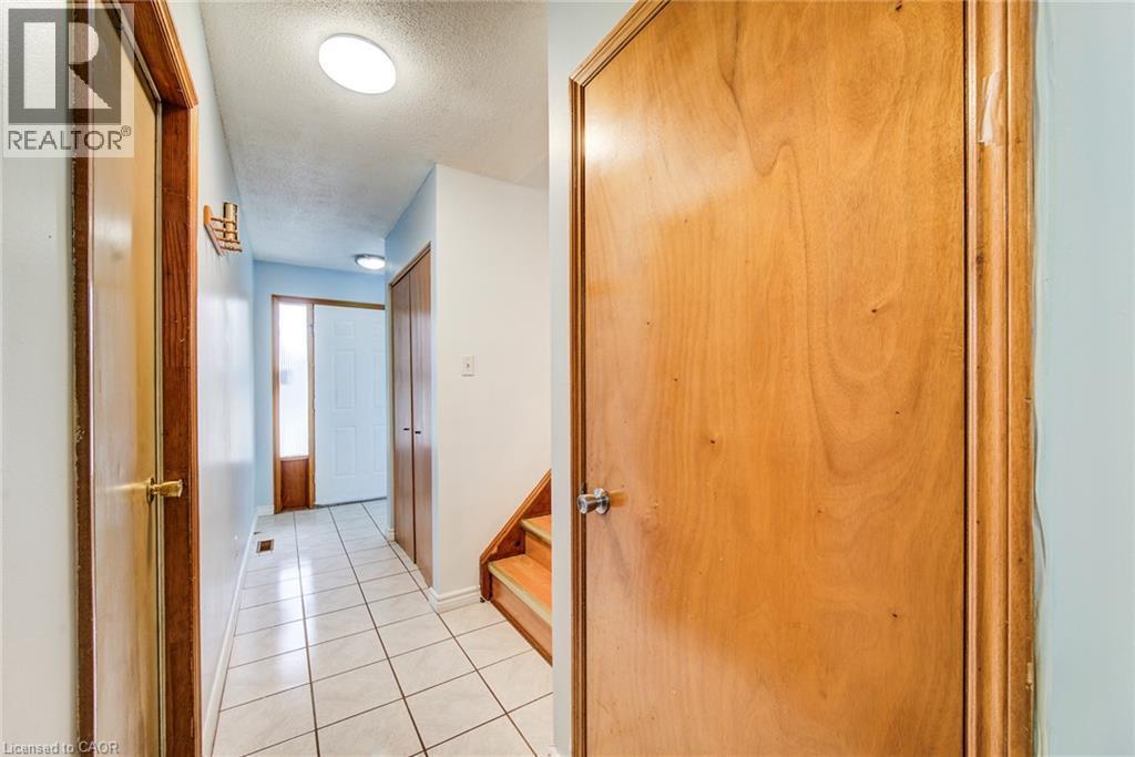 282 Driftwood Drive, Kitchener, ON - Indoor Photo Showing Other Room
