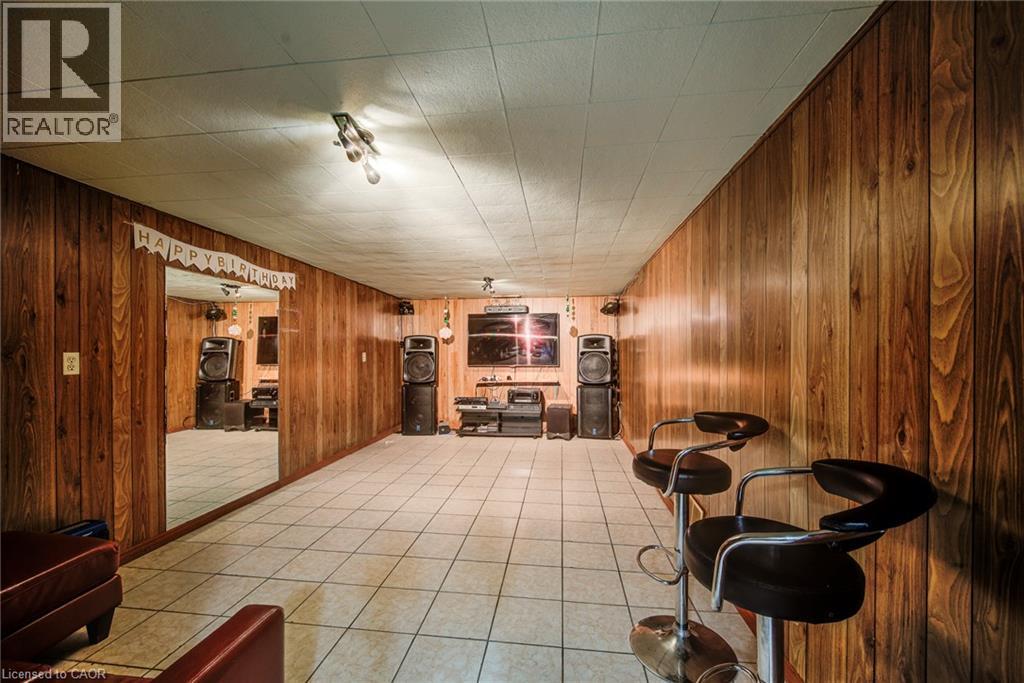 282 Driftwood Drive, Kitchener, ON - Indoor Photo Showing Other Room