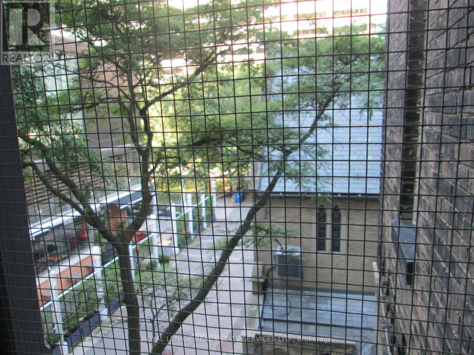 6 Trinity Square, Toronto, ON