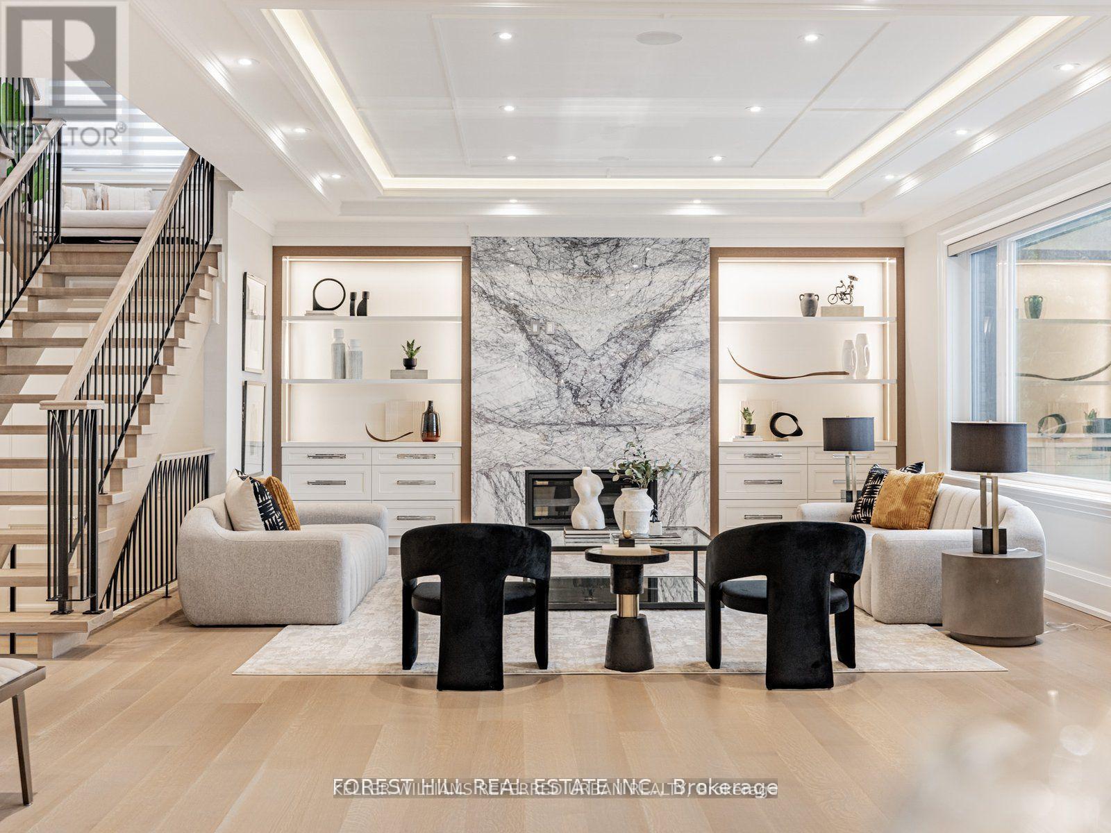 39 Rippleton Road, Toronto, ON - Indoor Photo Showing Other Room