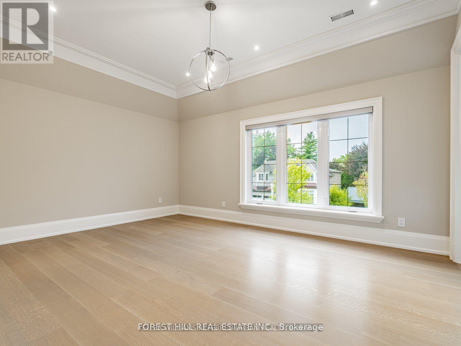 39 Rippleton Road, Toronto, ON - Indoor Photo Showing Other Room