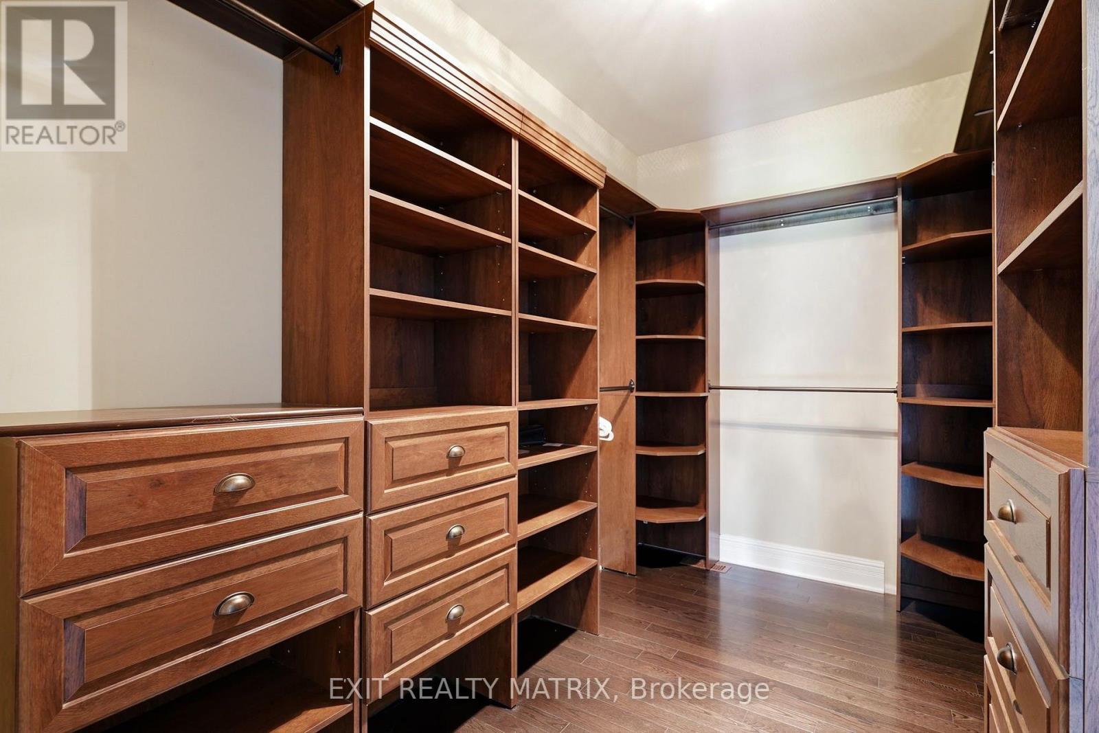 501 Du Parc Road, Champlain, ON - Indoor