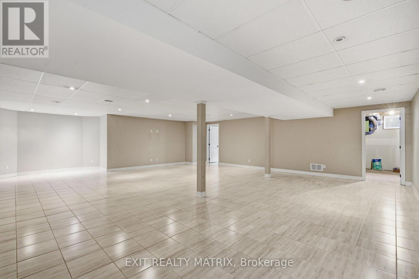 501 Du Parc Road, Champlain, ON - Indoor