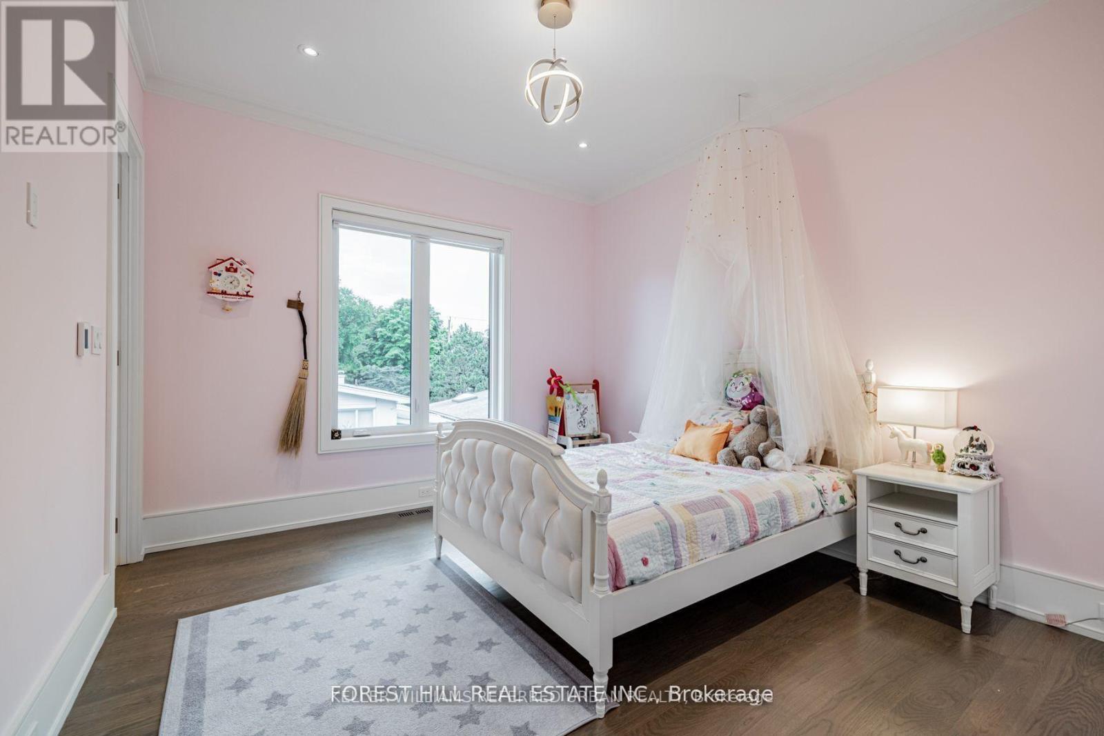 49 Ravenscroft Circle, Toronto, ON - Indoor Photo Showing Bedroom